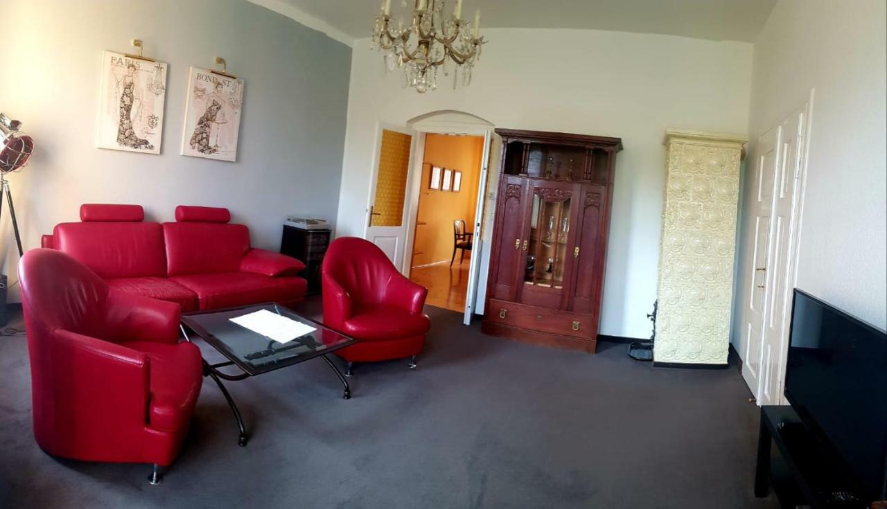 Penzion Valkoun-Lilienfeld Karlsbad Exteriör bild