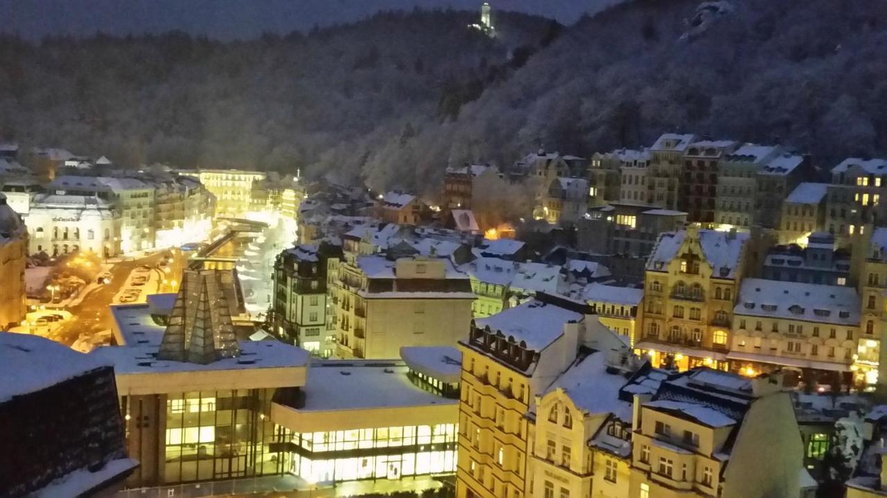 Penzion Valkoun-Lilienfeld Karlsbad Exteriör bild
